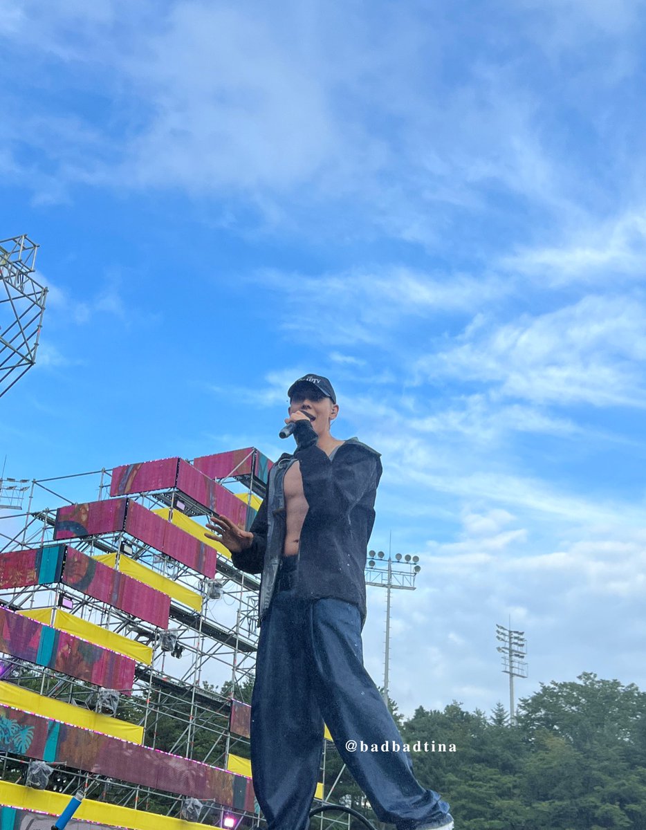 badbadtina's tweet photo. 220813 suwon waterbomb - Loco 🫶🏻
@satgotloco @AOMGOFFICIAL #loco #aomg #AOMG #aomgloco https://t.co/Eb46EQyDOk