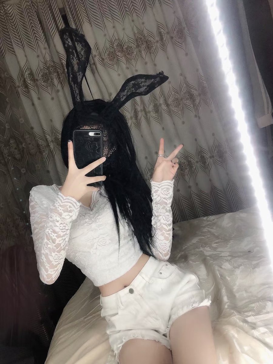 tongsixing1's tweet photo. 例假好他妈烦啊 性欲好强… https://t.co/WtJSByucqQ