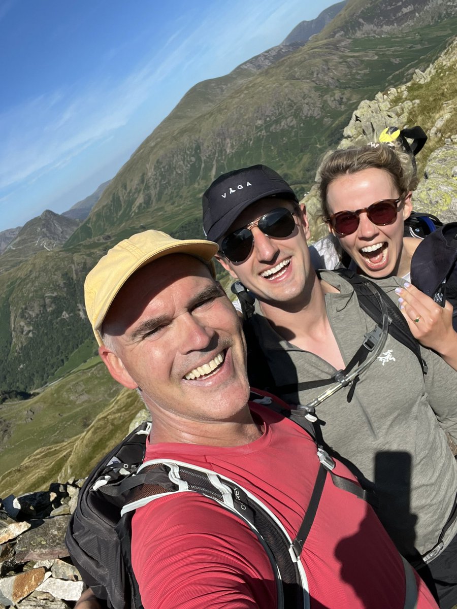 Manclee's tweet photo. #bessyboot 203/214 #rosthwaitefell #lakedistrict #cumbria #wainwrights #wainwright #hiking #hikinguk @lakedistrictnpa @wainsoc @wkthewainrights @WainwrightRocks @PictureCumbria @214Wainwrights @images_lake #lakedistrictnationalpark https://t.co/pyEoawgtq3