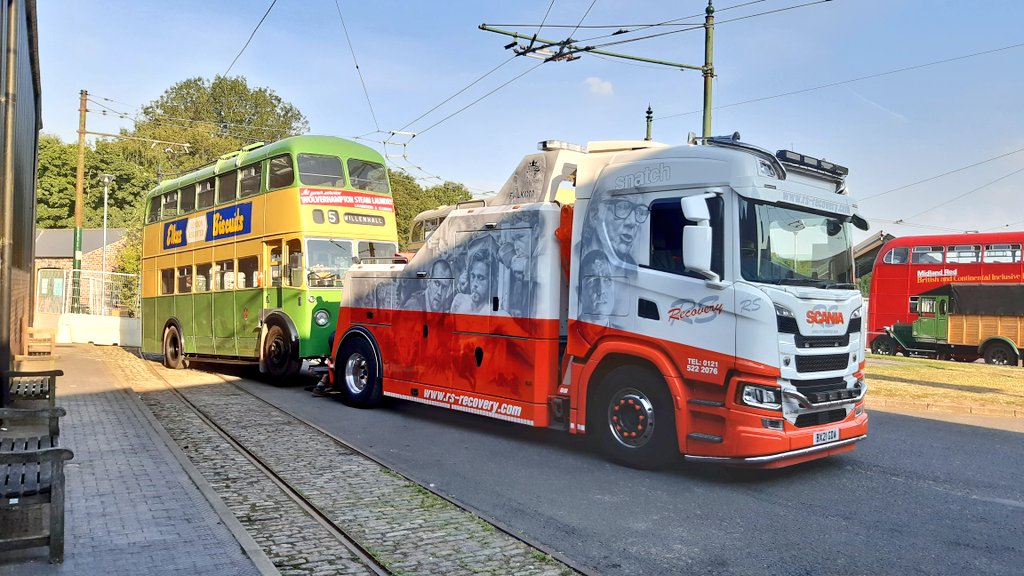 With thanks to #RSRecovery, Wolverhampton Corporation Trolleybus 433 is visiting its former home today! - Park Lane Garage Open Day.