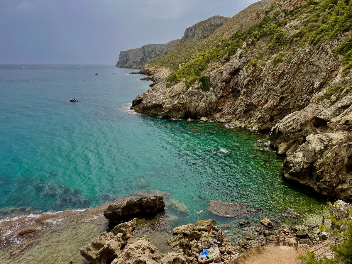 iaintravel's tweet photo. Secretish beach south of Denia. Sea caves to explore by snorkel. So Good to be back on the road #lpinspain https://t.co/agL5oIFoWr