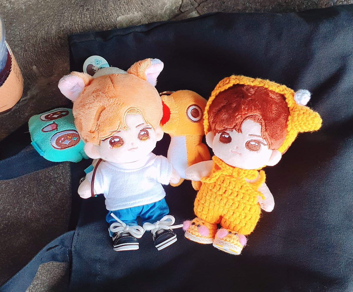 mangojelly1103's tweet photo. 엠디줄 기다리는 동안ㅎ
혼자여서 외롭지 않았지🥰
@JJONG_68 고마우💗

#2022젤리네솜
#젤리네솜 https://t.co/HCwdptYpiB