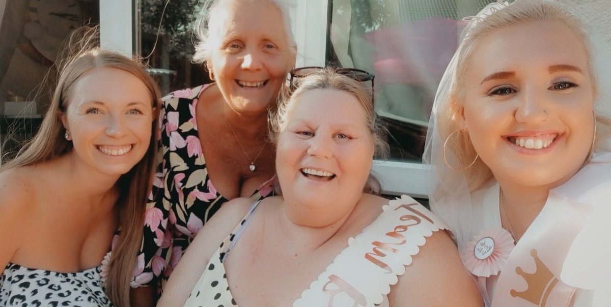 RebeccaRyde20's tweet photo. Had the best second hen do yesterday 💗💍👰 
 Roll on Saturday now for our big day 😍 https://t.co/bSNREiMmaS