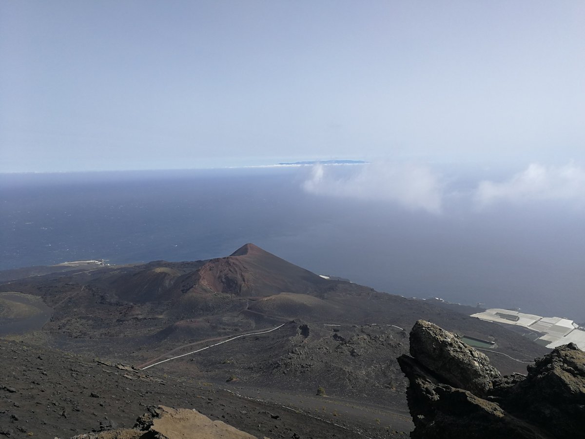 SpainInBeLux's tweet photo. Rien de mieux que #DestinationCanaries pour des randonnées entre volcans et forêts de lauriers combinées avec des routes sur mer.
👉 https://t.co/WZml5kdADC
#VousMéritezlEspagne #TurismoNautico #embarcate #Nautica #TourismeNautique #embarquer #Nautique @canarias_es @anen_nautica https://t.co/zU9XOxpahx