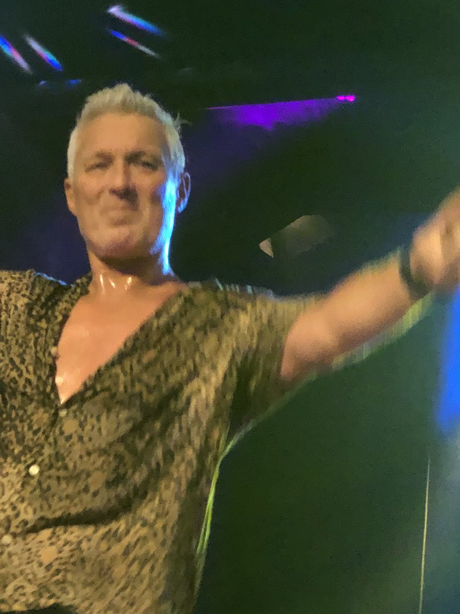 kazzar67's tweet photo. @realmartinkemp such a fab night at Lytham you brought back so many memories for me and my friends brilliant! Smiled from the beginning to the end ! https://t.co/Zn0oAx3fdV