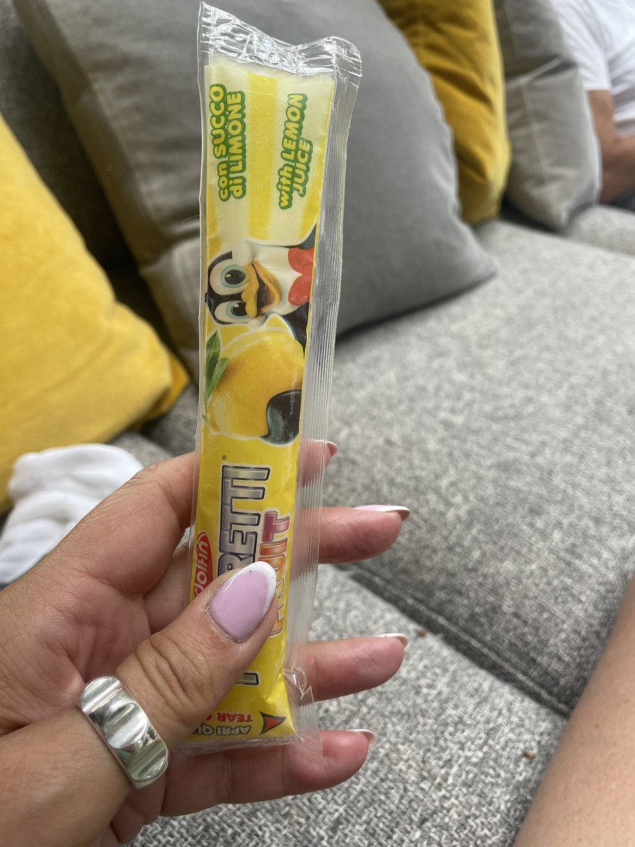 Sandy Lindsay MBE 🐝 tweet media