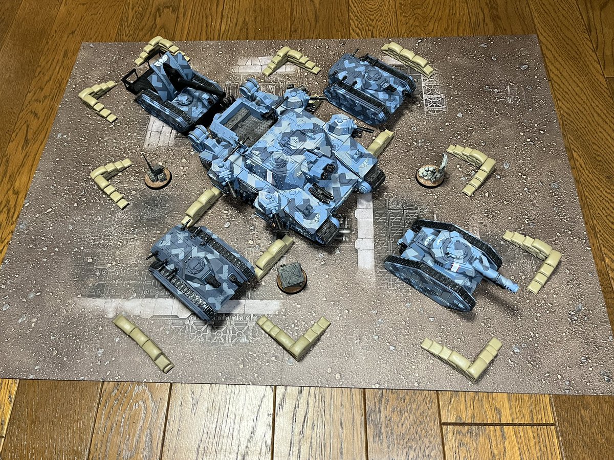 ToKe_Hobby's tweet photo. ビークルをテレインとして戦場に配置するの良くない？

キルチームでは輸送ビークルを一緒に配置したい派です https://t.co/WvxARoL4pZ