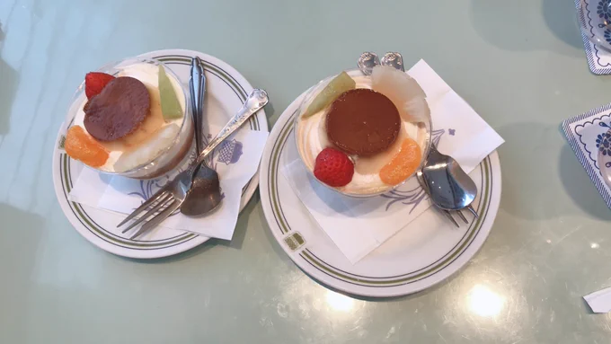 プリンをふたつも食べちゃいます!!!!! 