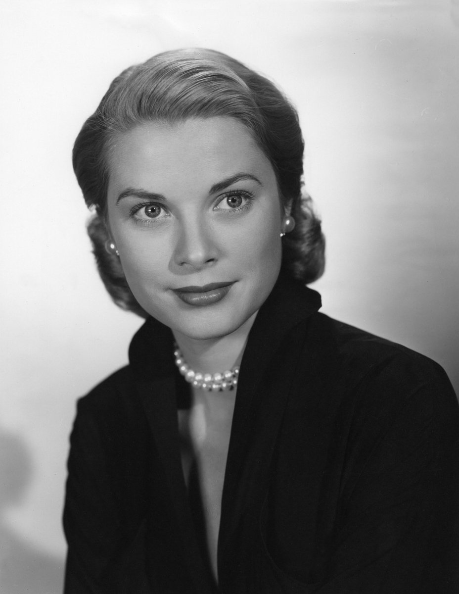 21-year-old grace kelly in publicity stills for her screen debut movie ‘fourteen hours’ (1951)