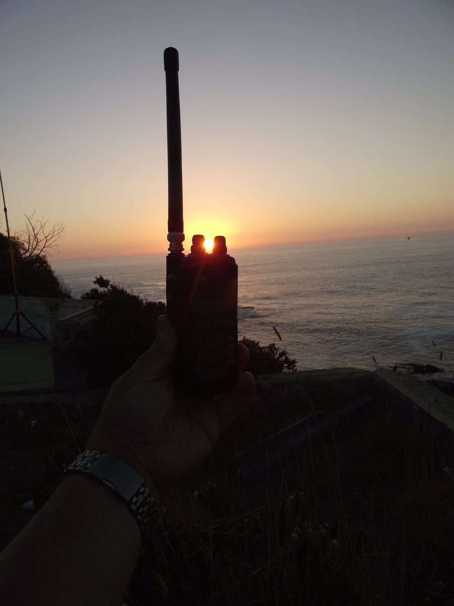 reddeemergencia's tweet photo. Este 14 de Agosto "Dia Nacional de los Radioaficionados" queremos saludar a todos los Radioaficionados que colaboran en las comunicaciones en las Emergencias que enfrenta nuestro País y especialmente a los RA voluntarios de @reddeemergencia
MUCHAS FELICIDADES
#TodosSomosRNE https://t.co/c4zTmFlpfH