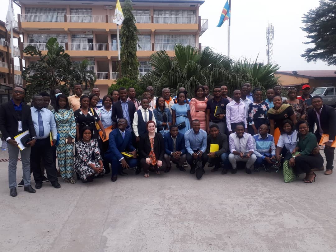 Gustavecibangu's tweet photo. 13.8.22. Travaux d'appropriation du Plan d'action National-RDC de la résolution 2250 du CSNU adopté depuis 2015.Les Jeunes Agents de changement de l'Union Africaine -RDC #JACUA-RDC en sigle étaient présents. @fatshi13 @AUYouthProgram #STNC @yelumulop @PatrickMuyaya @BunkuluYves https://t.co/3DSxqvDhYU
