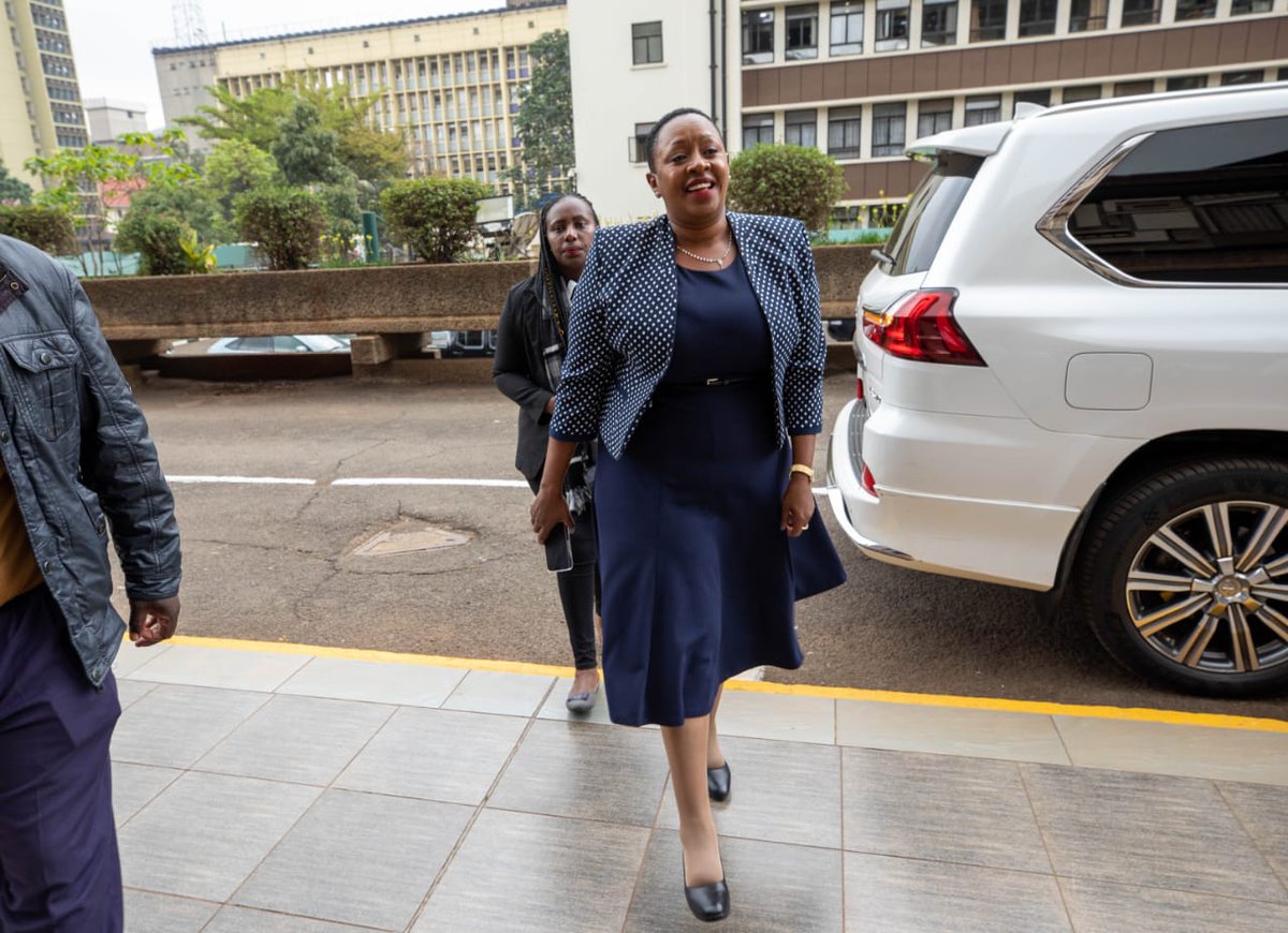 Don’t worry….. Be Happy…. 🎶 
Blessed Sunday peeps!