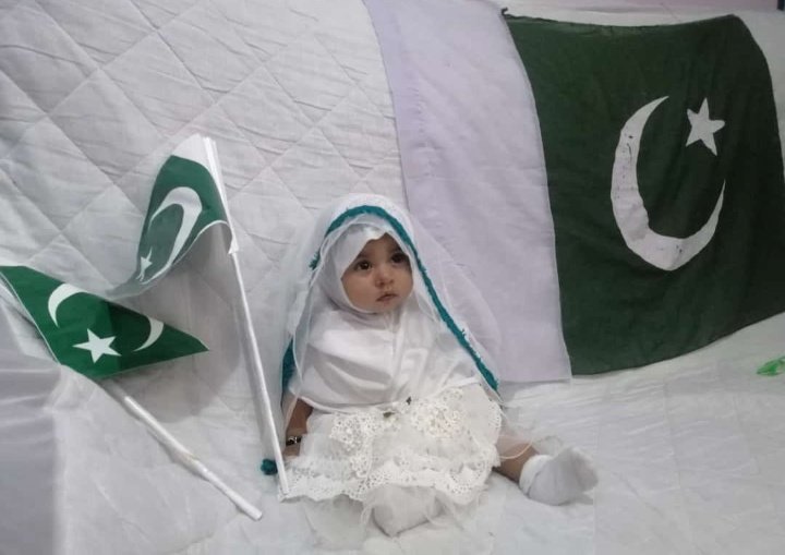 itx_ajutt's tweet photo. The greatest gifts you can give your children are the roots of responsibility and the wings of independence.
Denis Waitle
#HappyIndependenceDay #AzaadiMubarak #14august2022 https://t.co/VHxOHiV7tF