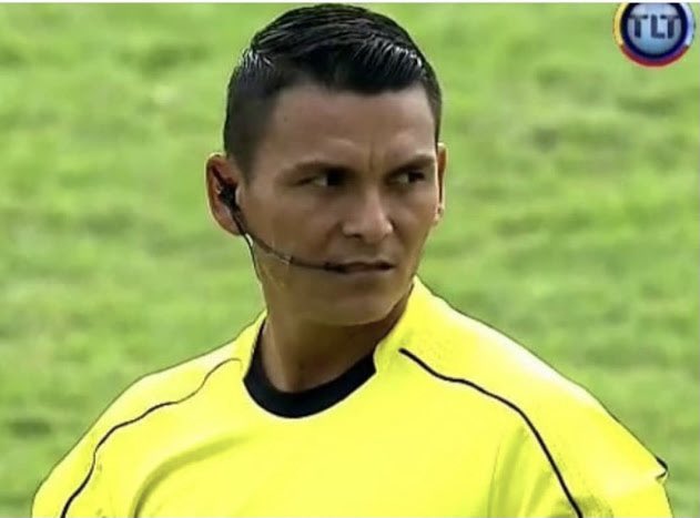 PLAYGOLVIDEO1's tweet photo. #DataGame el dato del árbitro que le dirige hoy al
@DvoTachira contra @Carabobo_FC por la jornada 14 de la @LigaFUTVE es Orlando Bracamonte ha dirigido a Táchira solo un partido,
✅2-0 sobre Lara en Pueblo Nuevo, 4 🟡 https://t.co/SaZgpyArsw