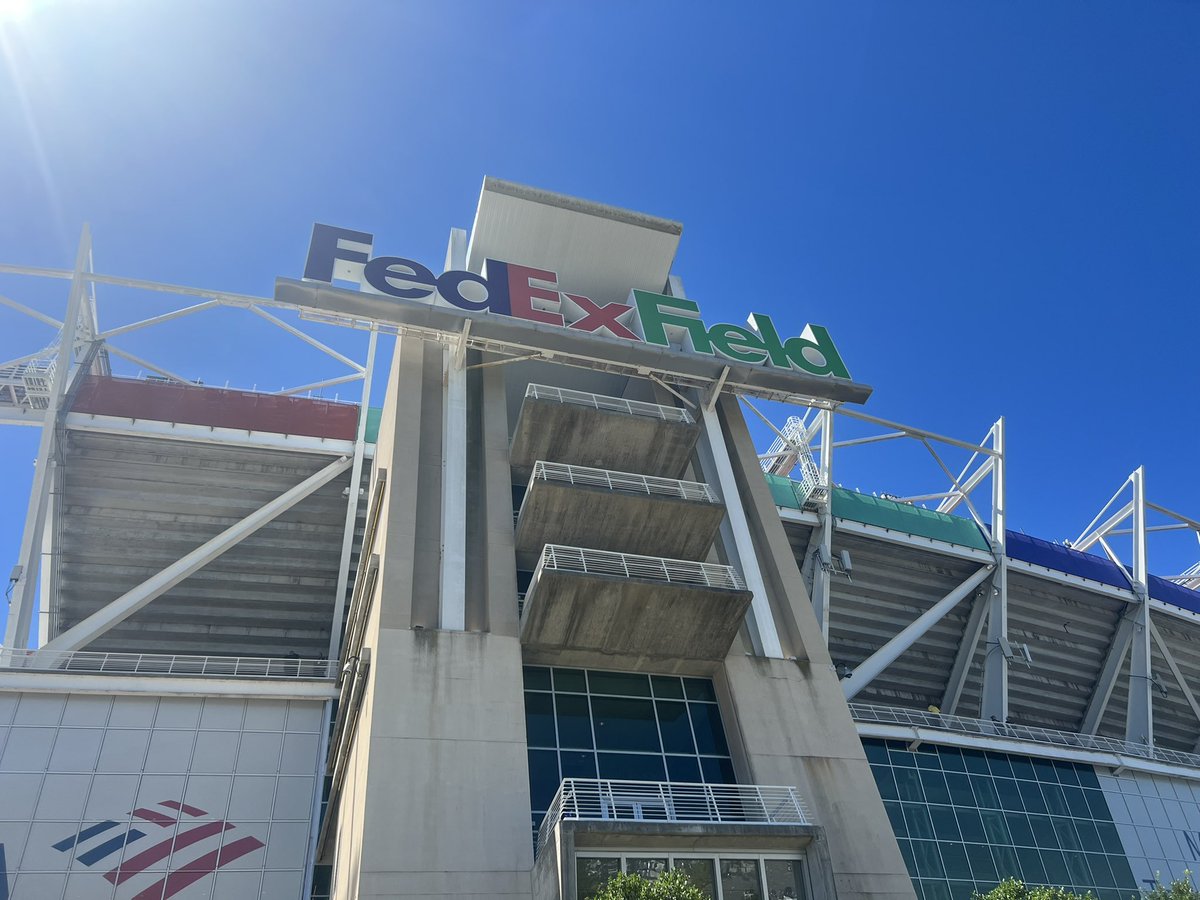 big4twan's tweet image. #HTTC #TakeCommand had a great time at @FedExField yesterday for the @Commanders first preseason game. The atmosphere was great and fans looked to be having a great time.  This year will be special. 🔥🔥 #BurgundyInfantry