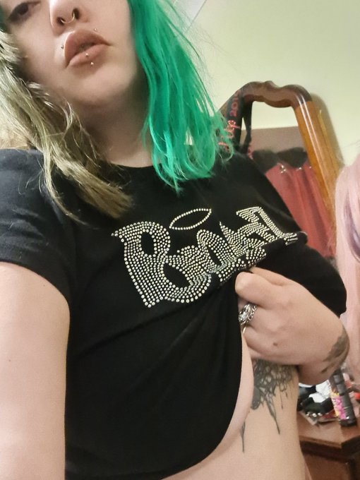 Official Content Creator - 🦇Delilah⛧Slay🦇's pics and videos Library Direct Access - Fresh Content - FaH53RFUEAAqvLP jpg:small visual 7