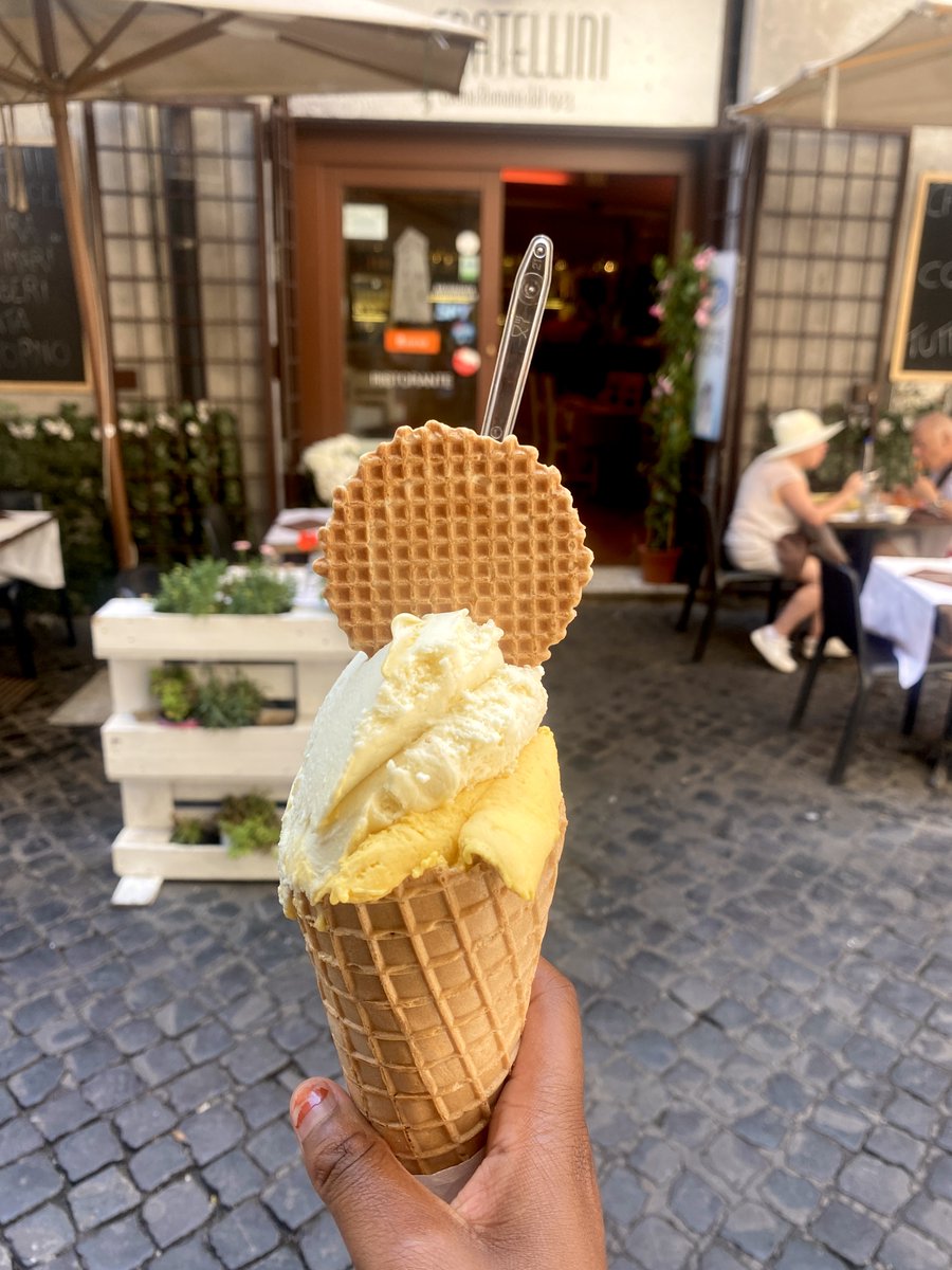 SFF intern Chinirah finds a way to make the Roman summer sweeter <3 #summer #icecream #Fyp #Rome #Trastevere #summerintern #internlife