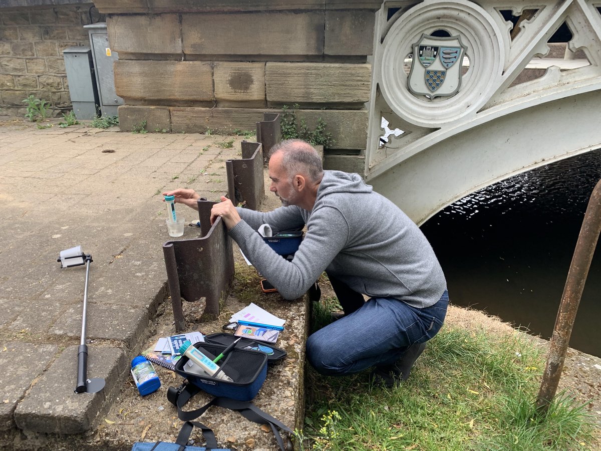...our grant from <a href="/ActionFunder/">ActionFunder</a> means in collaboration with <a href="/water_rangers/">Water Rangers</a>, <a href="/RiverWeyTrust/">River Wey Trust</a> &amp; <a href="/FreshWaterWatch/">FreshWater Watch</a> we've launched a citizen science programme to test the Wey &amp; identify pollution sources

Try it for yourself in ZERO or join our regular #Guildford test days
#environment