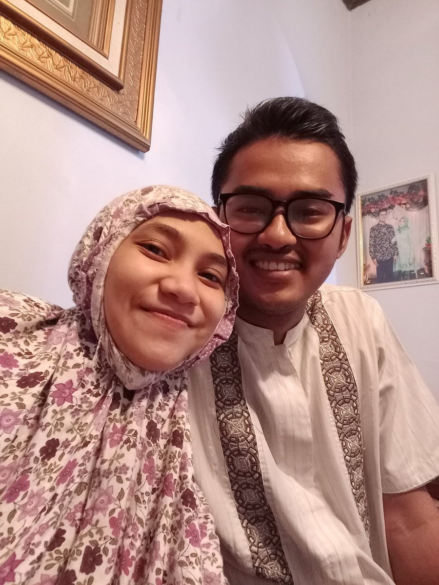 Putri_Huzaima's tweet photo. Perjumpaan minggu ini. Besok start LDM lagi, see you soon😘 https://t.co/buDDzywMMg