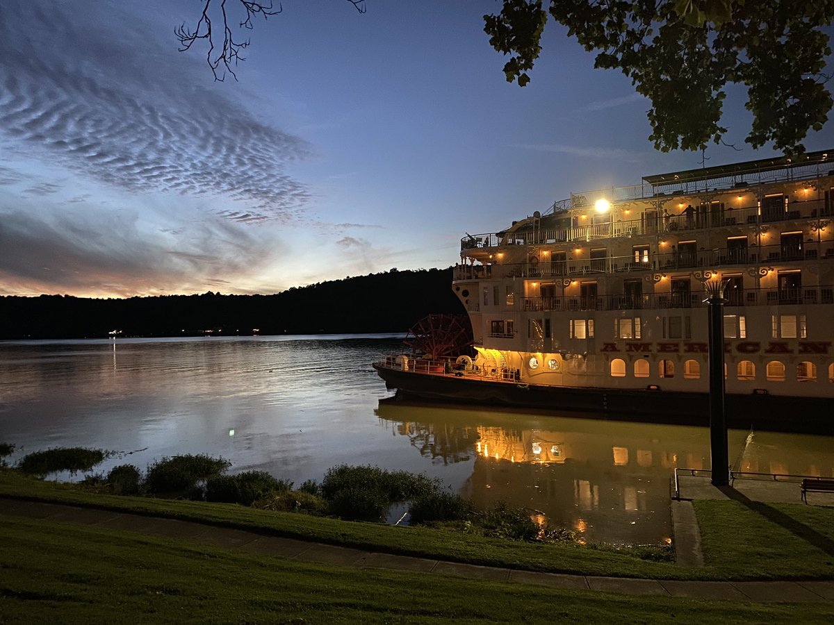 SlyJabroni's tweet photo. Can’t decide which I like best. @AQVoyages’ #AmericanQueen looks good in any port (Pittsburgh; Augusta, KY; Huntington, WV; Cincinnati), from any angle. #cruise #cruiser #cruises #rivercruise #riverboat #steamboat #paddlewheel #paddlewheeler #travel #wander https://t.co/1kTmSpEAcG