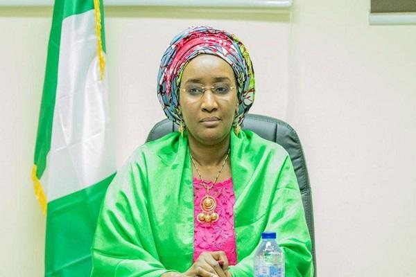 TheNationNews's tweet photo. FG distributes N20,000 to 4,537 beneficiaries in Jigawa https://t.co/Hl4V0tw6D4 https://t.co/FvCf20KOH6