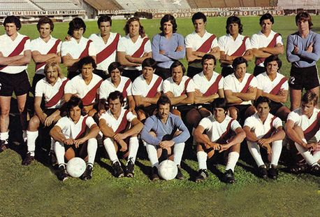 Antonio Ubilla on Twitter: "14 agosto 1975, River Plate 1 (Rubén ...