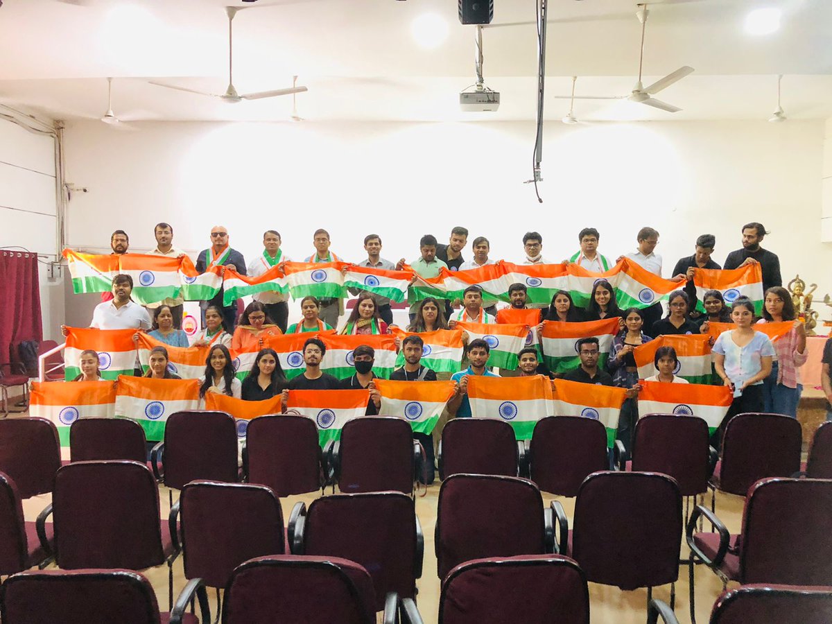 rscchemistry02's tweet photo. #वन्दे_मातरम् 
#Tiranga_yatra of @NssunitDbc https://t.co/ADlSdKVjfX