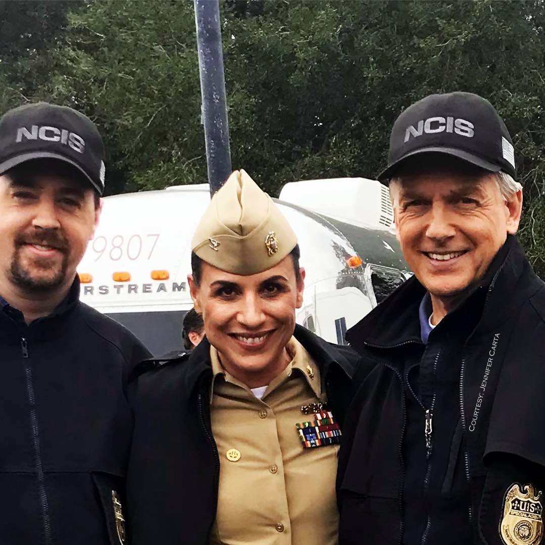 Titine_HDF's tweet photo. Courtesy: Jennifer Carta (March 2019)

"These two. Can’t thank you enough. Especially the sublime Mark Harmon. Im still in awe:)"

#MarkHarmon #AgentGibbs #LeroyJethroGibbs #JethroGibbs #Gibbs #SeanMurray #AgentMcGee #TimMcGee #McGee #NCIS https://t.co/P8NiQhB1yB