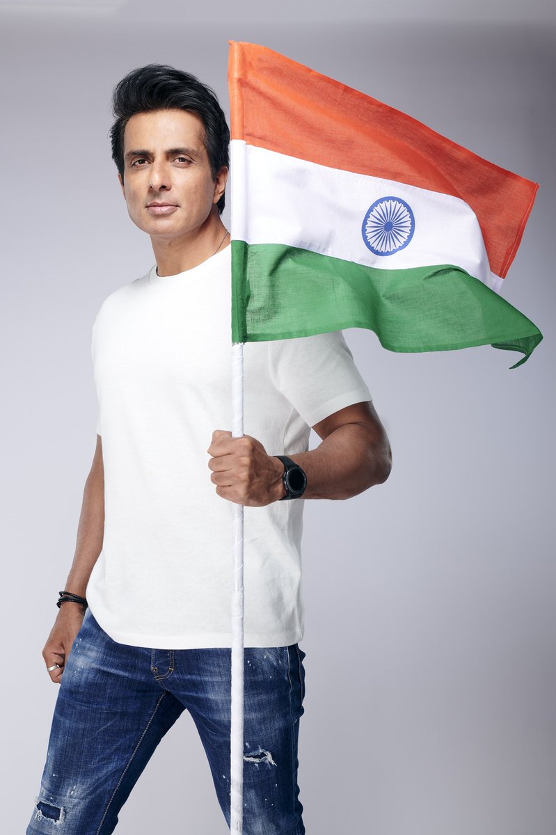 SonOfBharatRK's tweet photo. Jai Hind🇮🇳

#HarGharTiranga https://t.co/CssdkEyI7X