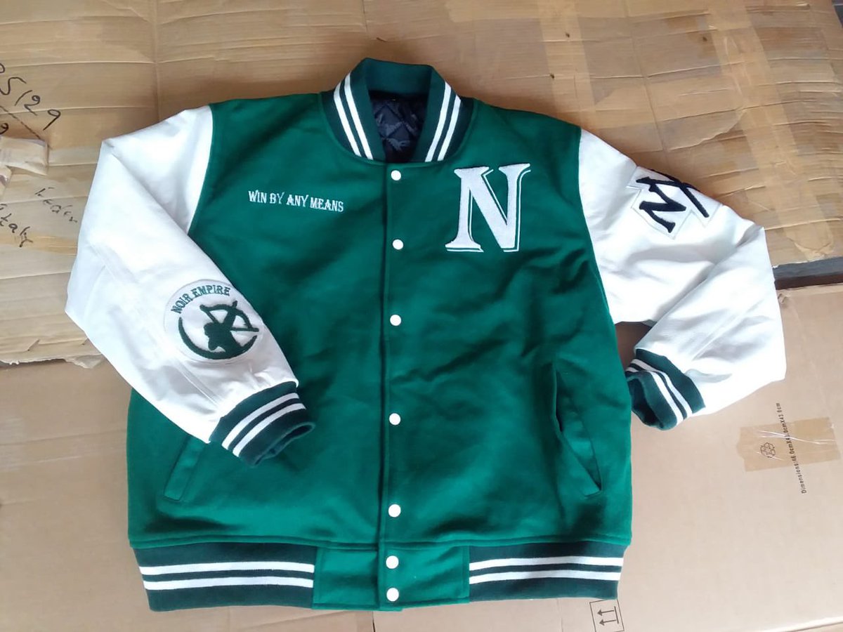 mrwavy01's tweet photo. NOIR EMPIRE https://t.co/TnXuMTHOYc