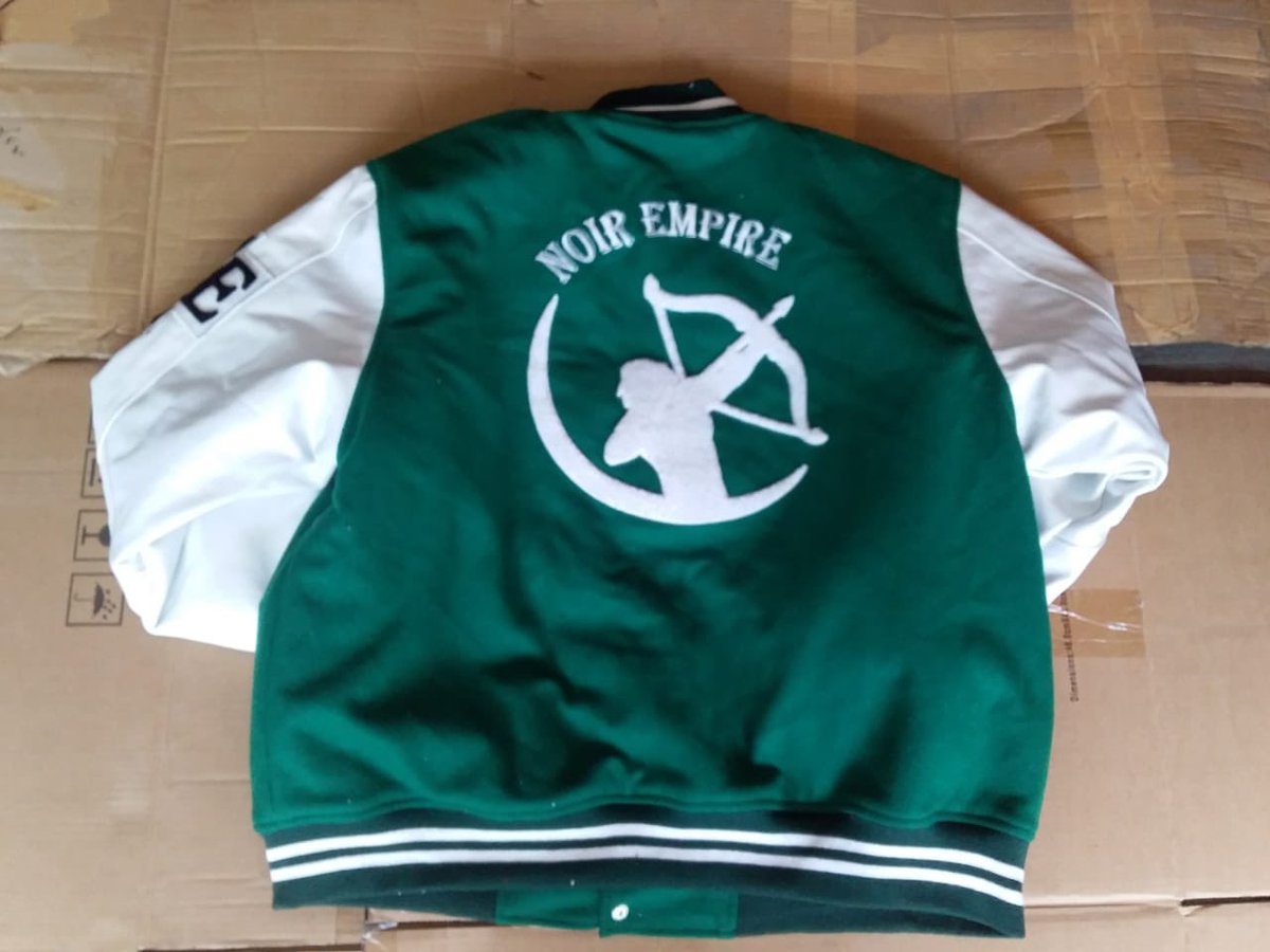 mrwavy01's tweet photo. NOIR EMPIRE https://t.co/TnXuMTHOYc