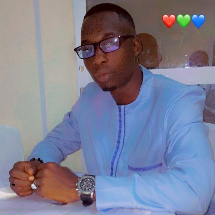 ElOneday's tweet photo. #NouvellePhotoDeProfil https://t.co/0OfXEQQQAD
