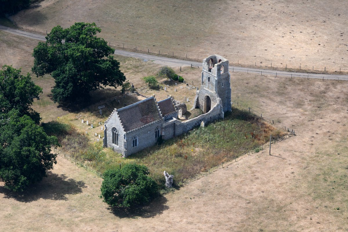 johnfielding001's tweet photo. Barningham Winter St Mary the Virgin Church - aerial image: north Norfolk #Barningham #church #aerial #image #Norfolk #aerialphotography https://t.co/eXTgFJrxNO