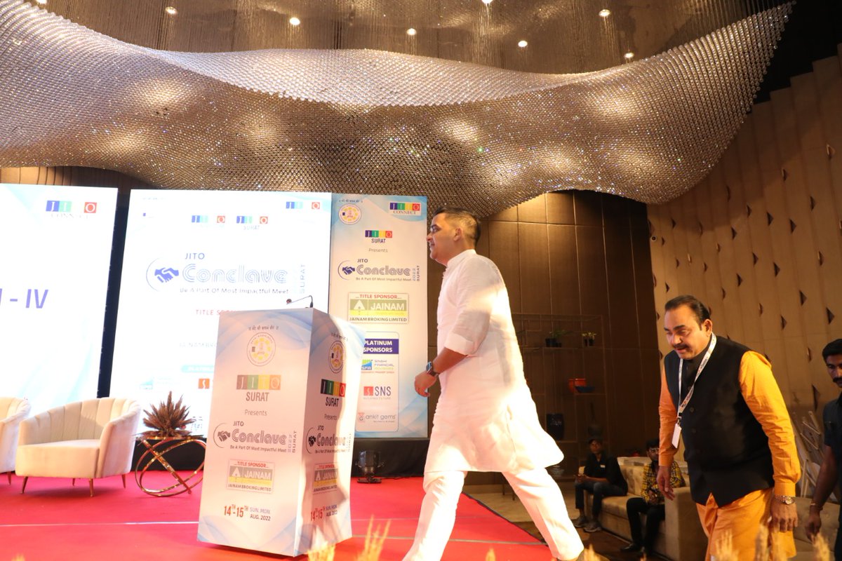 sanghaviharsh's tweet photo. Attended the "JITO Conclave 2022" in Surat, today.

A wonderful platform to develop symphony and network between Jain Individuals.

This conclave will definately ensure better connectiosns and relation building in terms of business and real life. https://t.co/6ASLDpQs83