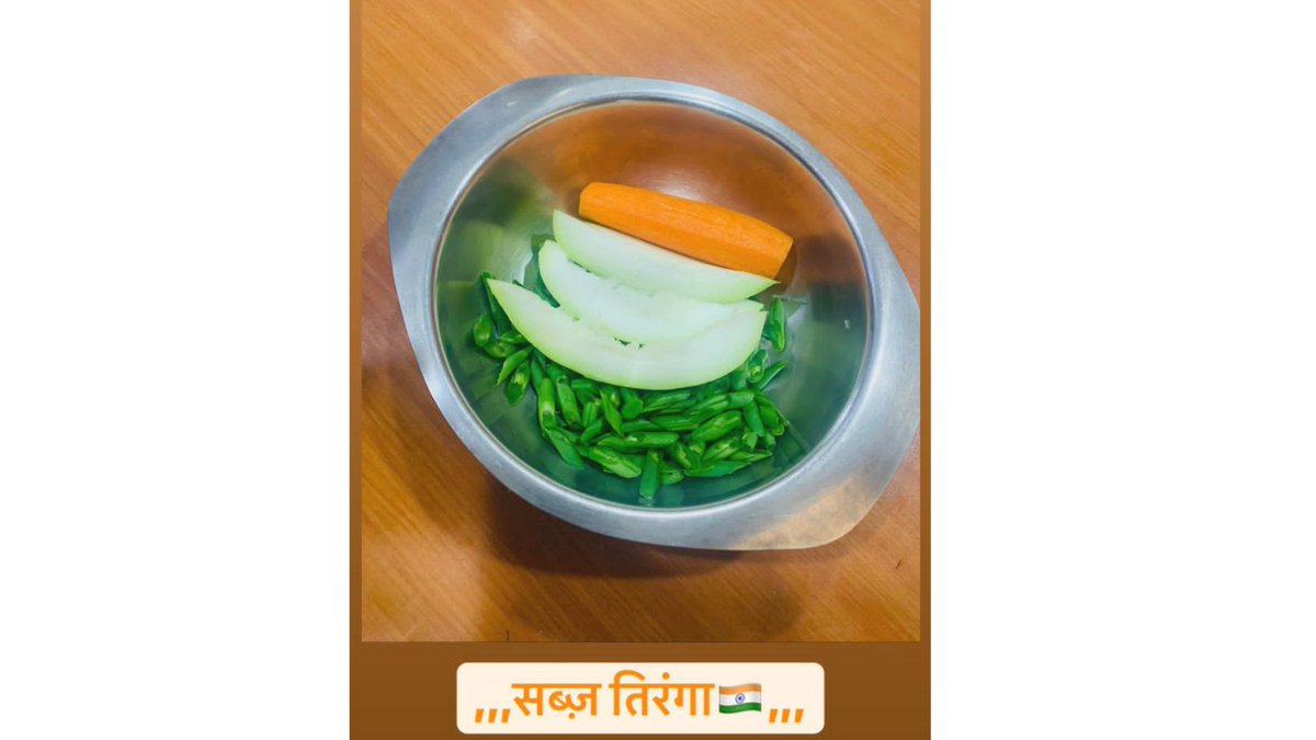 she_muskan's tweet photo. #HarGharTiranga https://t.co/ENYTwxfPH2