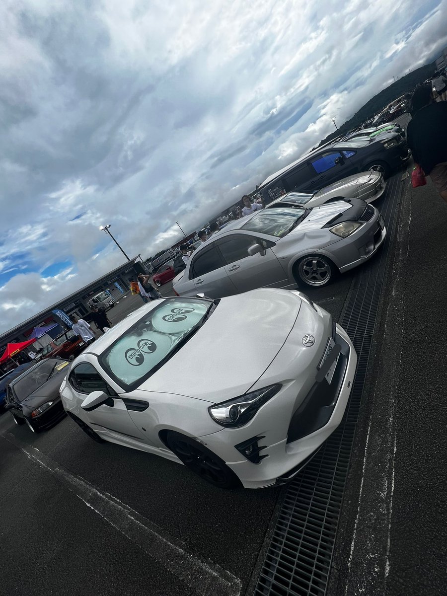 yu120_TRUENO101's tweet photo. FUELFESTの余韻がヤバい
今回は仲間内5台エントリー(1台写真撮り忘れ)⭐︎
エリオセダン
86
180SX
S15
エッセ
またみんなで参加したいなぁ…
#FUELFEST
#MATENROW https://t.co/LpKM5oU7vr