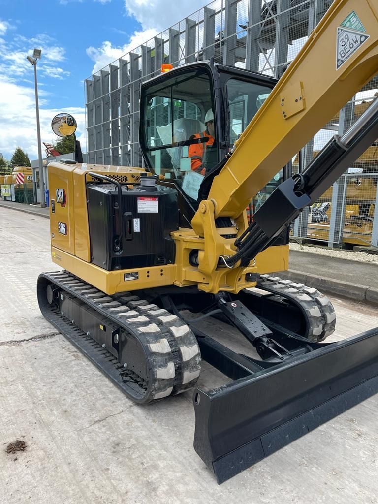 FinningNews's tweet photo. Another day, another happy customer!
This Cat® 306 was recently delivered to Lee Sinclair, who will be putting it to good use in #Pembrokeshire!
Make sure to share your photos with us using the hashtag #FeaturedByFinning!
#Excavator #LetsDoTheWork #HappyCustomers https://t.co/BtlfGK5qZD