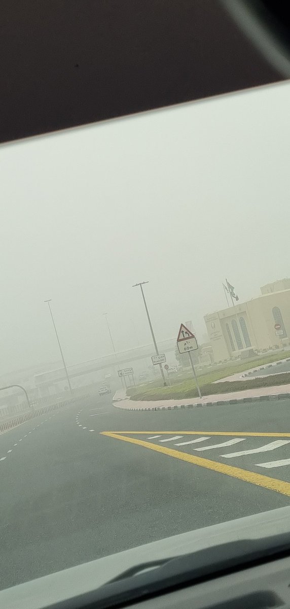 AnanAlHamdani1's tweet photo. Today's weather got me like 👀 https://t.co/Q8nxZanhB7
