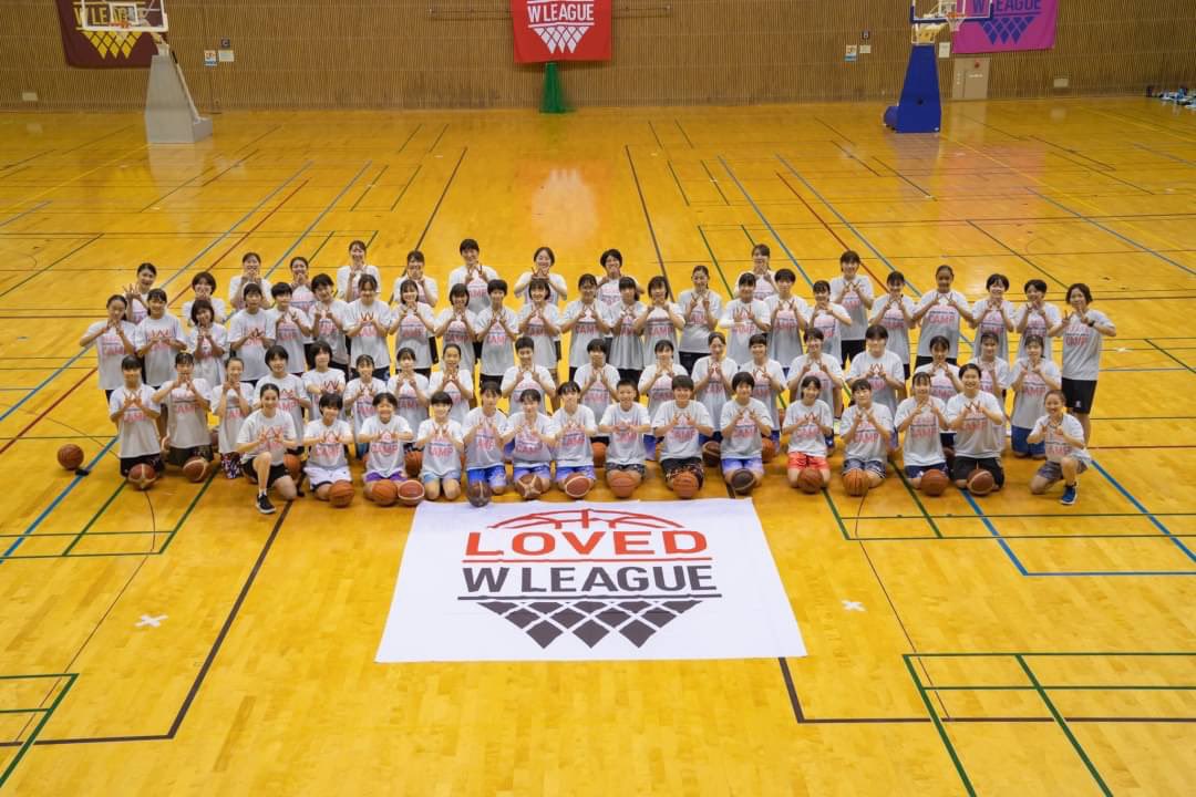 wjbl_official's tweet photo. 🏀W LEAGUE U15 BASKETBALL GIRL‘S CAMP🏀

3日間のキャンプ終了❗️
WリーグOGたちから指導を受けた選手たちの今後の活躍に期待⛹🏻‍♀️✨

みなさんお疲れ様でした👏🏻👏🏻👏🏻✨

#Wリーグ
#行こうよWリーグ https://t.co/9th17Ac8pl