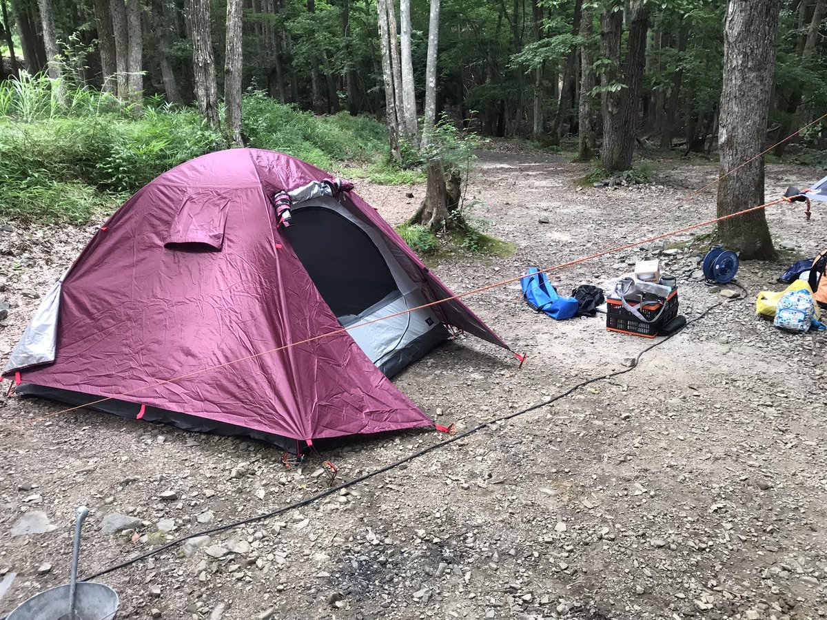okarin_camp's tweet photo. 久しぶりのキャンプは奥琵琶湖キャンプ場に行きまして誕生日キャンプになりましたー！めっちゃ綺麗し楽しかった！
誕生日プレゼントにhelinoxのチェア頂きましたー！
ついでにメタセコイヤ並木にも行ってきました！笑
＃キャンプ好きと繋がりたい https://t.co/YzGmtU2oOp