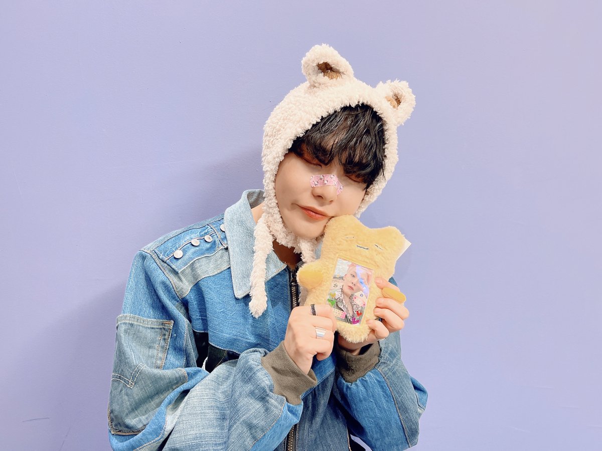 덕분에 행복만 했어요❤ 우리 얼른 봐요❤

#우진영 #WOOJINYOUNG
#2nd_Mini_Album #DELICIOUS
#Delicious #여긴_너무_Delicious 😋