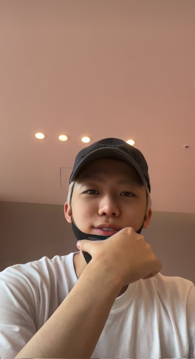 Quartervals's tweet photo. ꒰ 📂 ; ⚘ ꒱ — JAEMIN IG LIVE 220812

archive screenshot HD,
Quartervals https://t.co/8xl2LqgT32