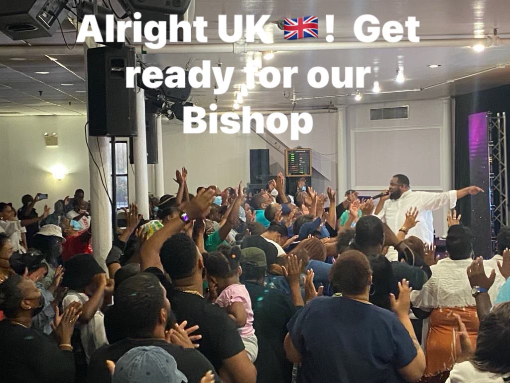 theladycl1's tweet photo. @HezekiahWalker is launching the UK Church. Epic .. Get ready for overflow., https://t.co/bnBu5wVFAE