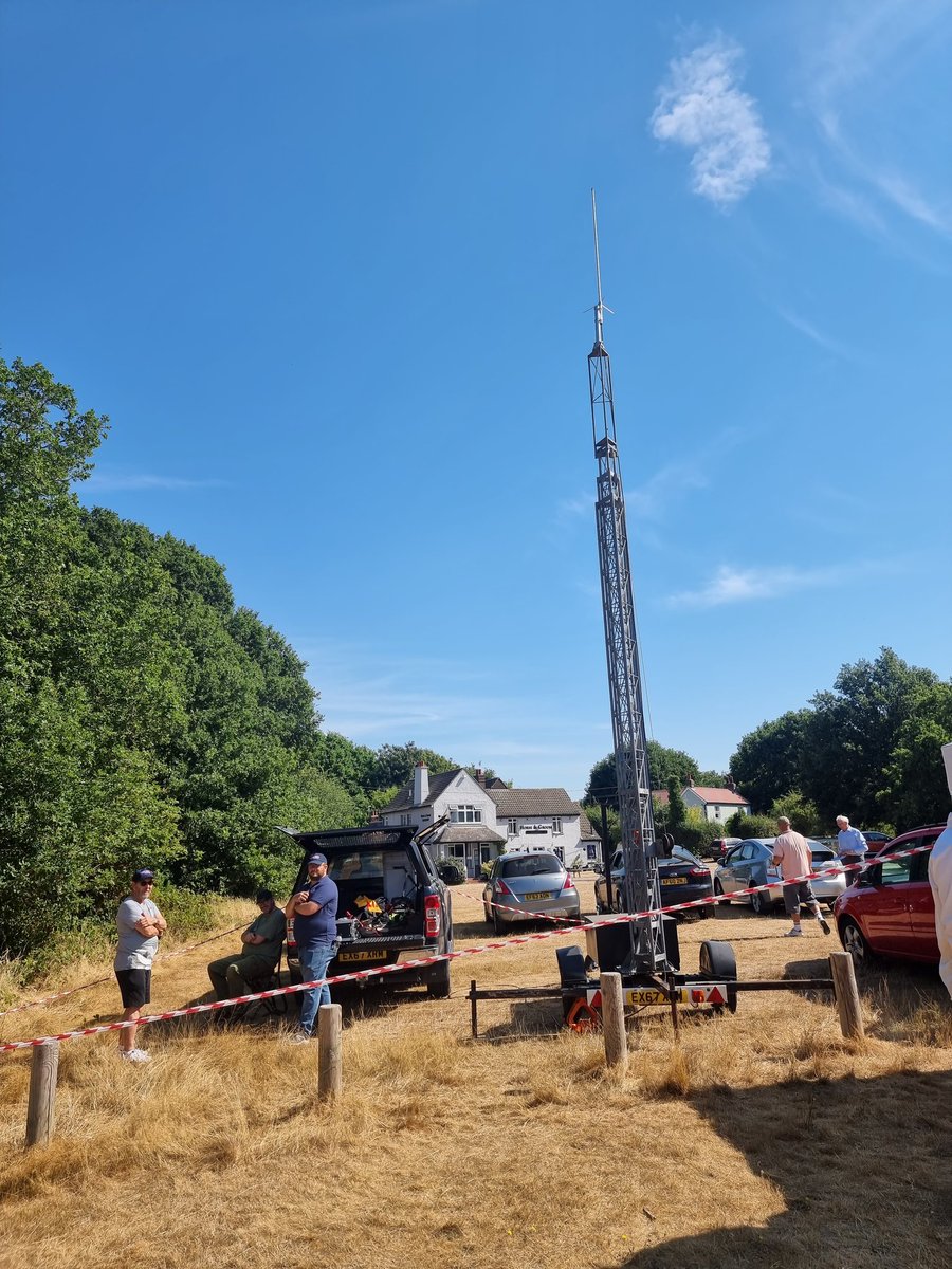 EssexRAYNET's tweet photo. All setup and ready for our action packed Field Day down at Galleywood Common. Why not pop down and see what we are upto? #raynet #raynetuk @theRSGB @RAYNET_UK https://t.co/0J6qC6aOTH