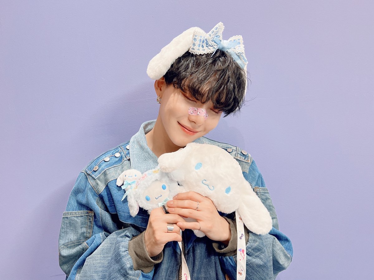 덕분에 행복만 했어요❤ 우리 얼른 봐요❤

#우진영 #WOOJINYOUNG
#2nd_Mini_Album #DELICIOUS
#Delicious #여긴_너무_Delicious 😋