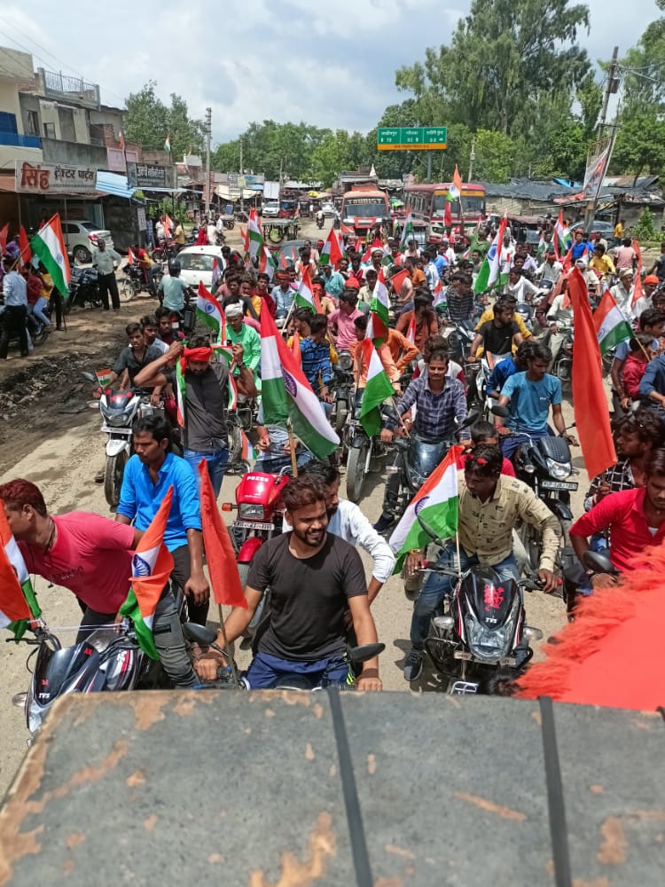 Mrmuskconnect1's tweet photo. सीतापुर विश्व हिंदू परिषद द्वारा अखण्ड भारत संकल्प दिवस के अवसर पर बाइक रैली निकाली गई। @VHPDigital @AwadhVhp @RSSorg https://t.co/iIqXMKHOKm