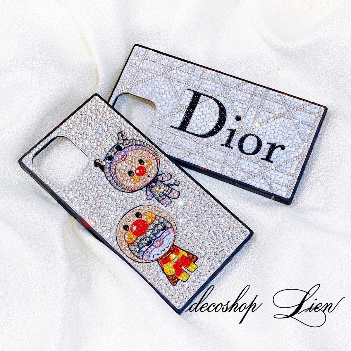 lien_deco's tweet photo. ▫️iPhone 12
▫️スクエアケース
▫️ガラスストーン使用

お2つオーダー頂きました𓂃🎀𓈒𓏸
ありがとうございます☺︎︎゛

#iphoneケース #デコ電 #デコオーダー https://t.co/RrDd6KEiGe