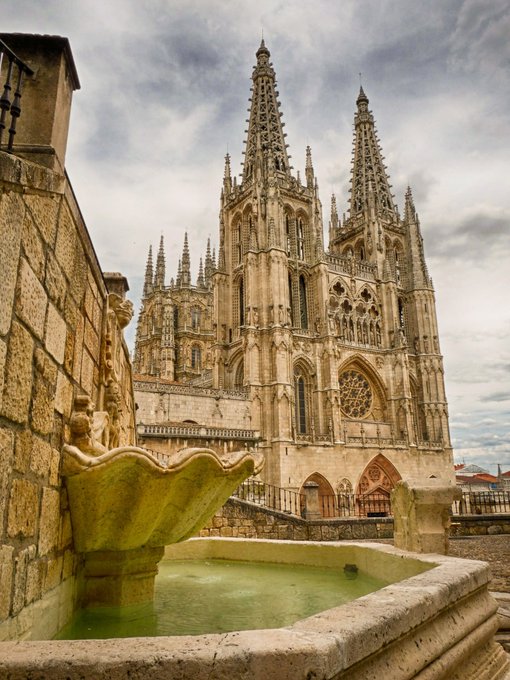 hola buenas sabías europa existieron ciudades subterráneascastillos catedrales