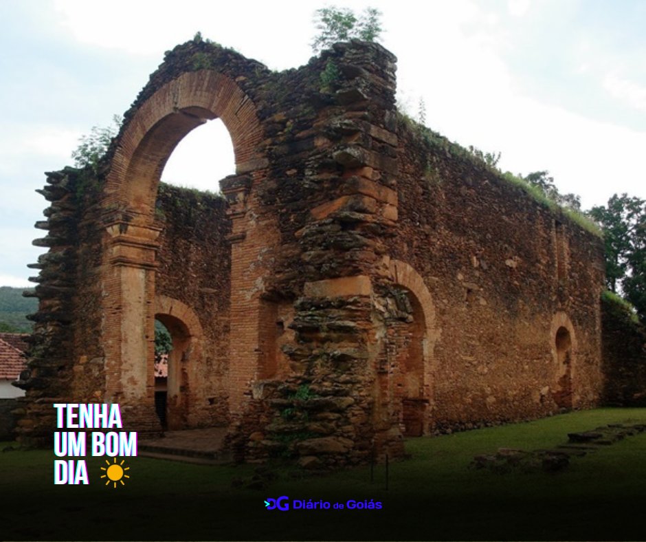 diariodegoias's tweet photo. Bom dia!
Igreja de Nossa Senhora do Rosário dos Pretos fica no município de Natividade e remonta às origens do Tocantins, ao ciclo do ouro, entre 1724 e 1734.
Foto: Prefeitura de Natividade
#BomDia #Natividade #Tocantis #Brasil #Historia https://t.co/1CEuWsPssO