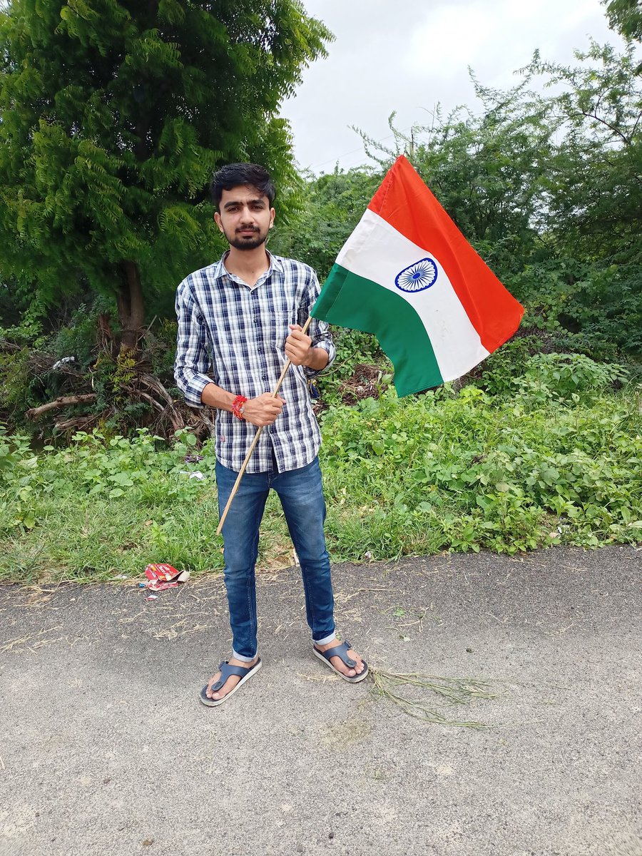 ImMac42's tweet photo. #HarGharTiranga
#Tiranga #HarGharTirangaCampaign
#Mac42
#NewProfilePic https://t.co/FvwSVQ66Ve